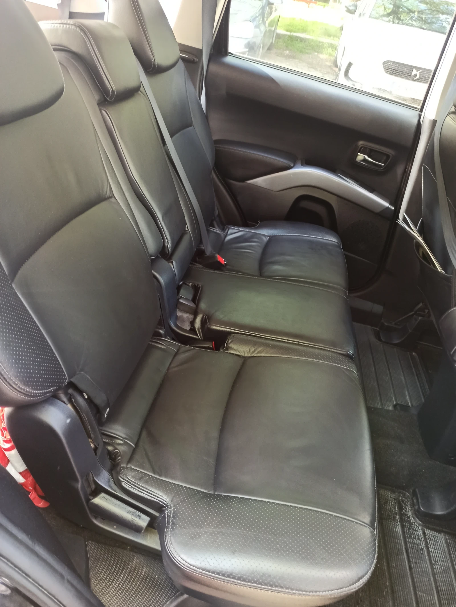 Mitsubishi Outlander 2.4 Flex 4WD, снимка 11 - Автомобили и джипове - 54351822