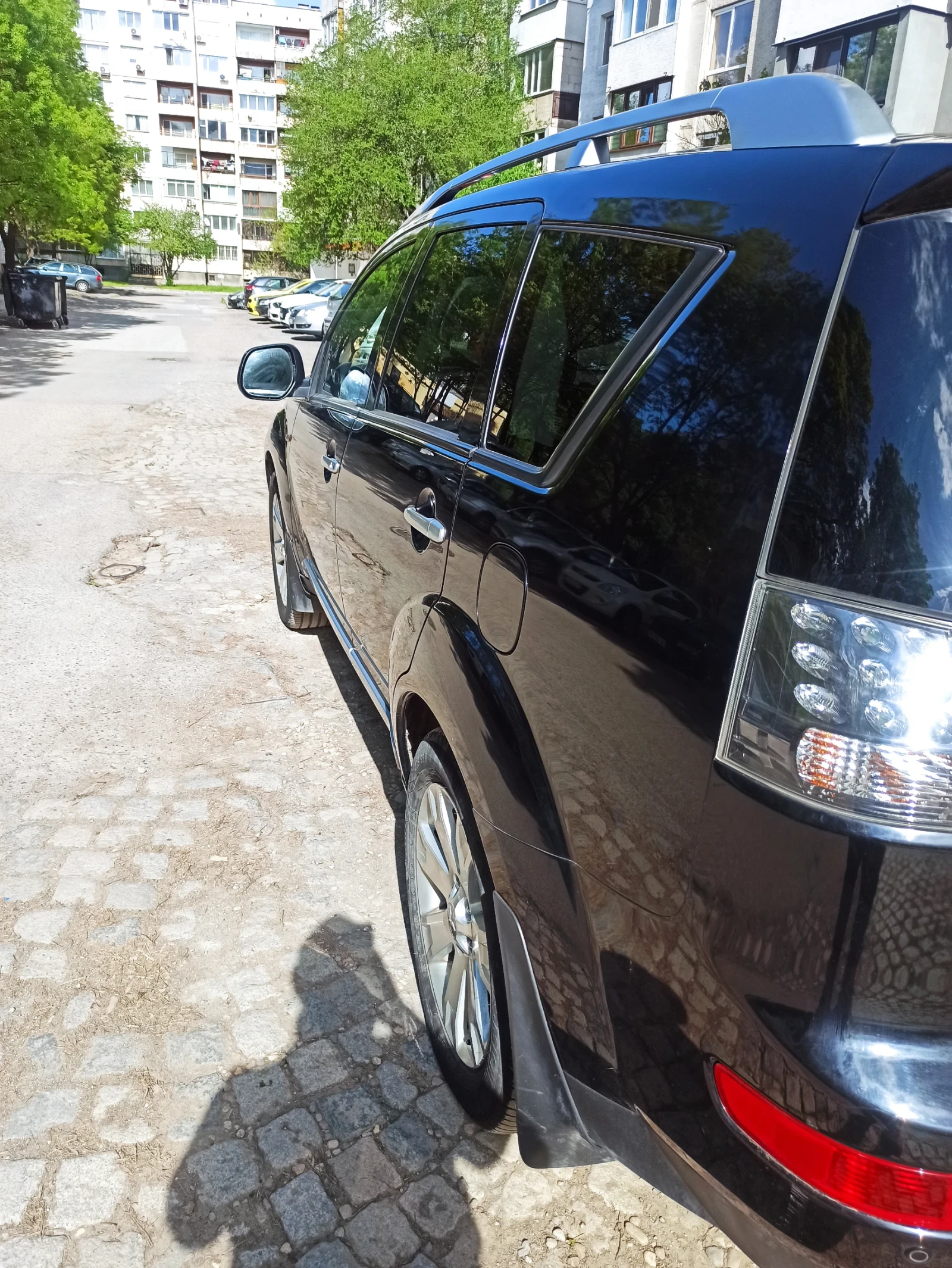 Mitsubishi Outlander 2.4 Flex 4WD, снимка 2 - Автомобили и джипове - 54351822