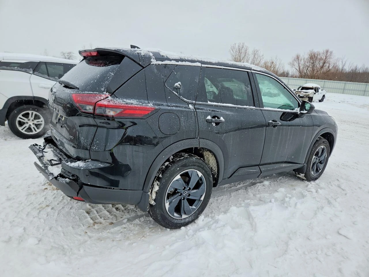 Nissan Rogue 1.5l Sv* 4х4* CARFAX* , снимка 3 - Автомобили и джипове - 54556631