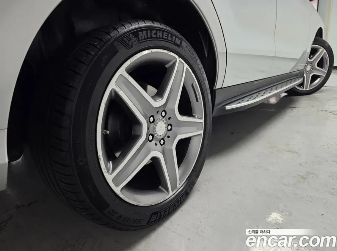 Mercedes-Benz GLE 350 AMG PKG | 4MATIC