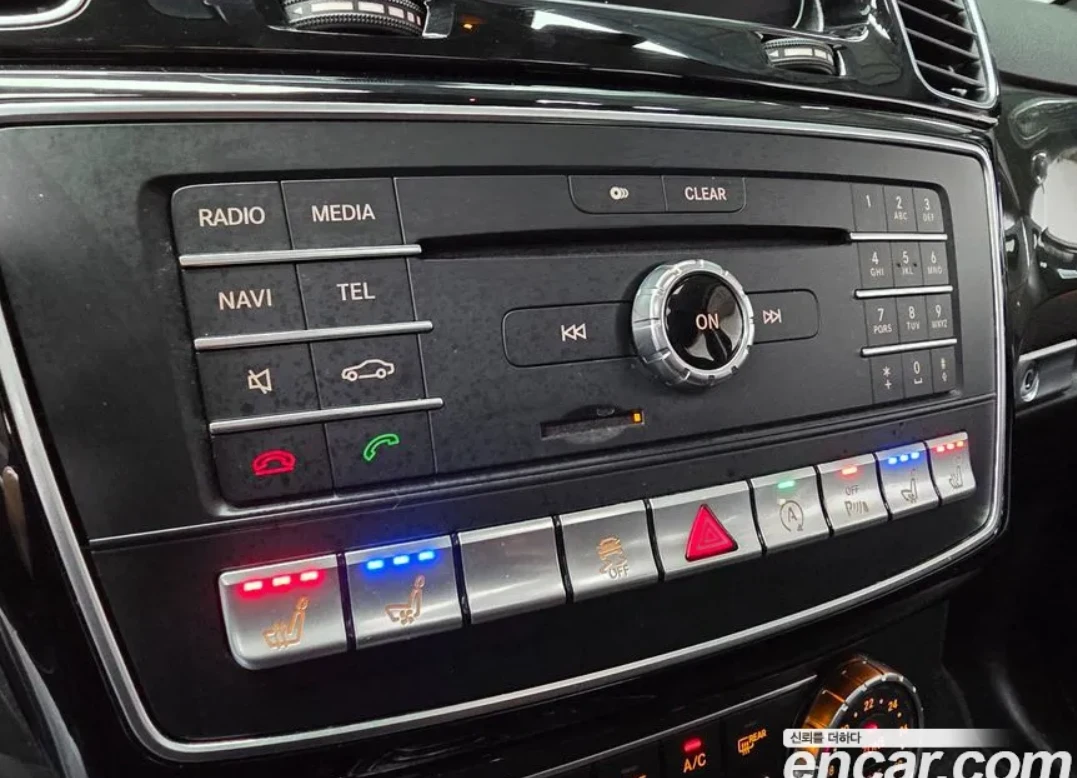 Mercedes-Benz GLE 350 AMG PKG | 4MATIC, снимка 13 - Автомобили и джипове - 55135403