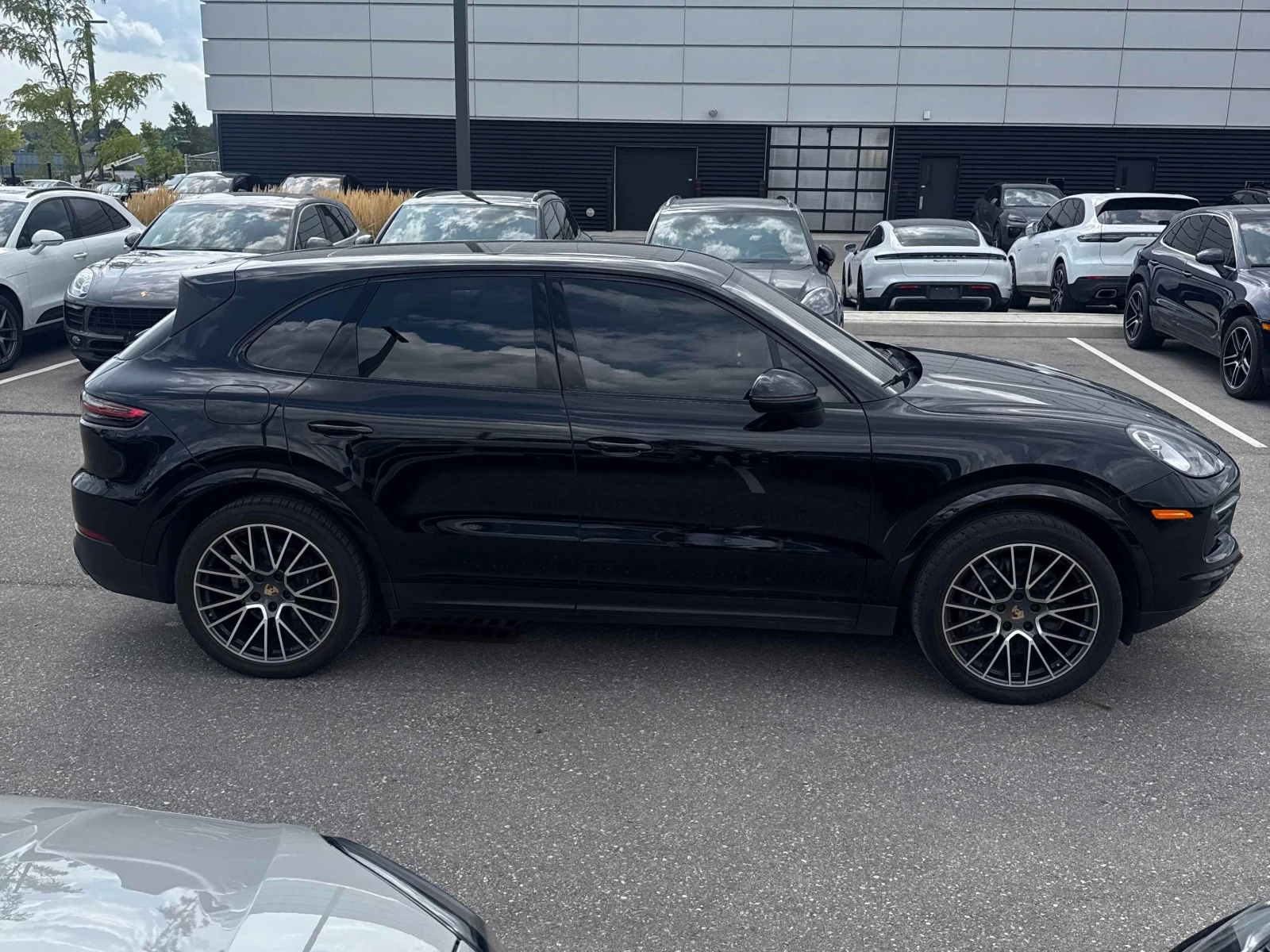 Porsche Cayenne / ОТ ПРЕДСТАВИТЕЛСТВО НА ПОРШЕ / ОБДУХВАНЕ / ПАНО, снимка 3 - Автомобили и джипове - 56108336