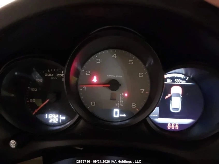 Porsche Macan, снимка 12 - Автомобили и джипове - 56710285