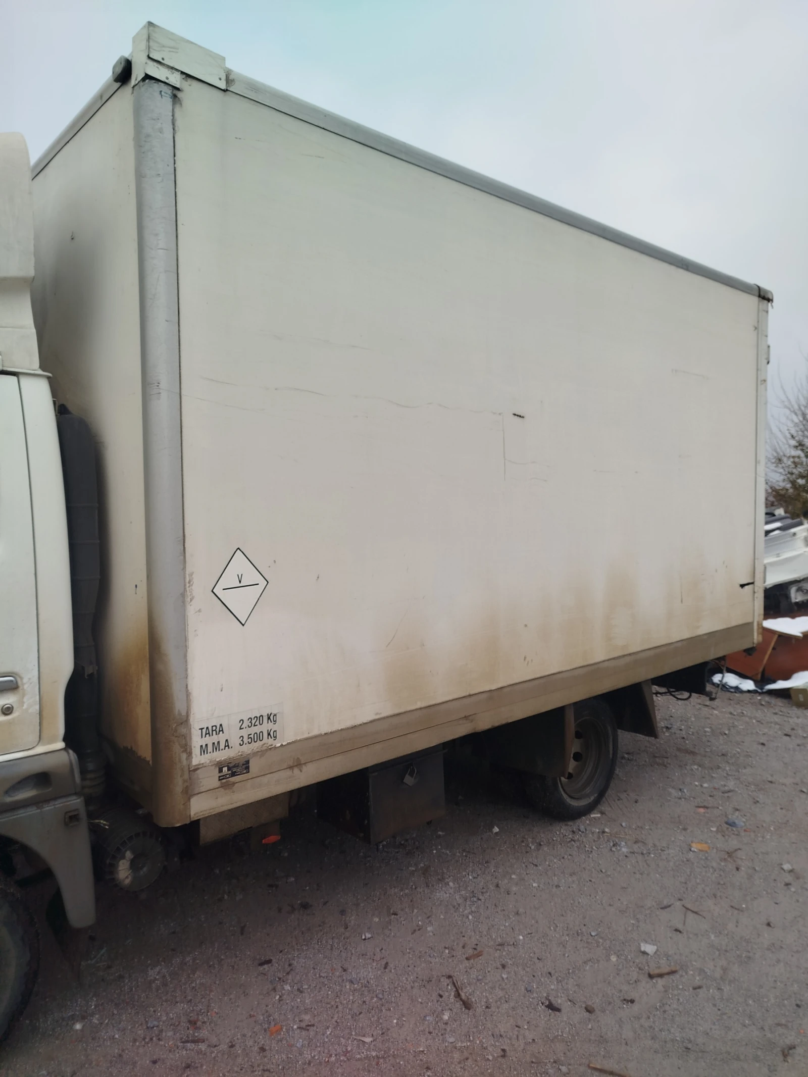 Nissan Capstar   | Mobile.bg   13