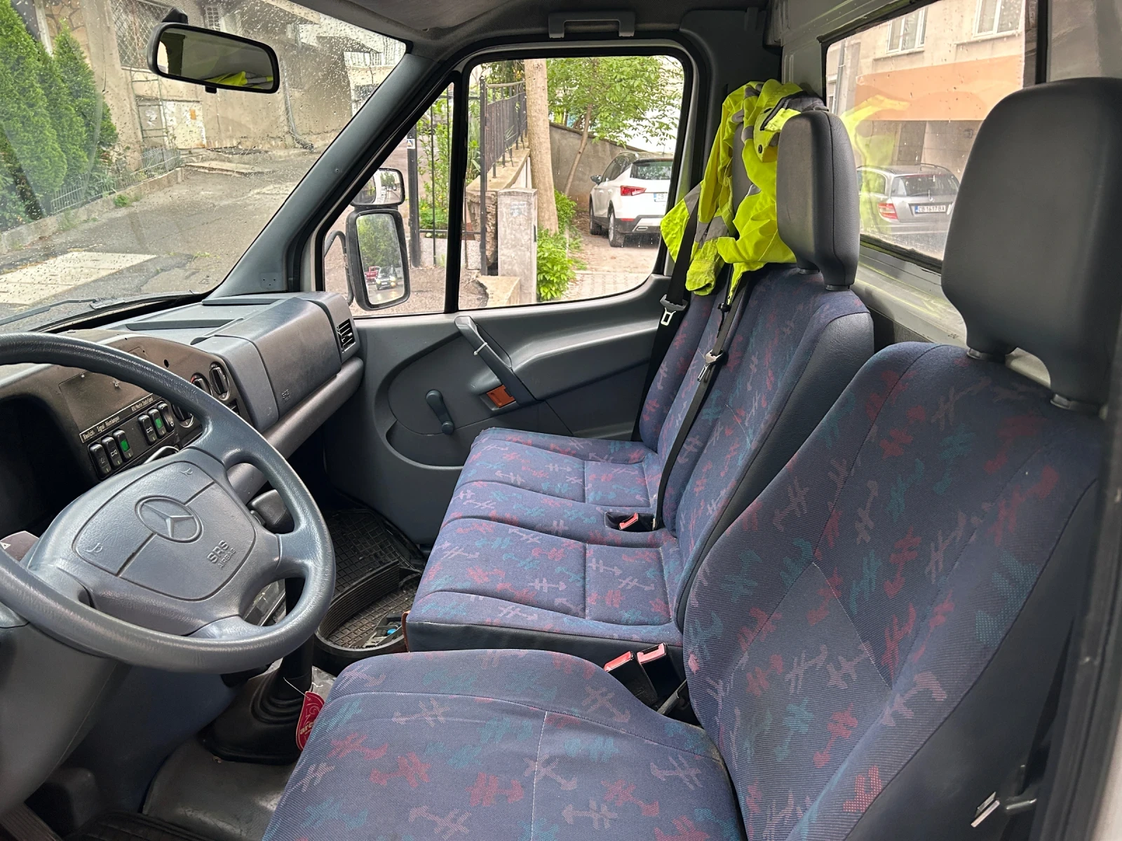 Mercedes-Benz Sprinter 412 2.9/122 к.с., снимка 14 - Бусове и автобуси - 55541560