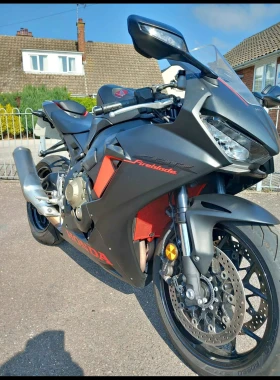 Honda Cbr 1000 RR SC77, снимка 1