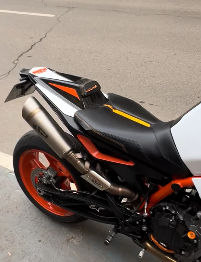 Ktm Duke 890R, снимка 16 - Мотоциклети и мототехника - 51947893