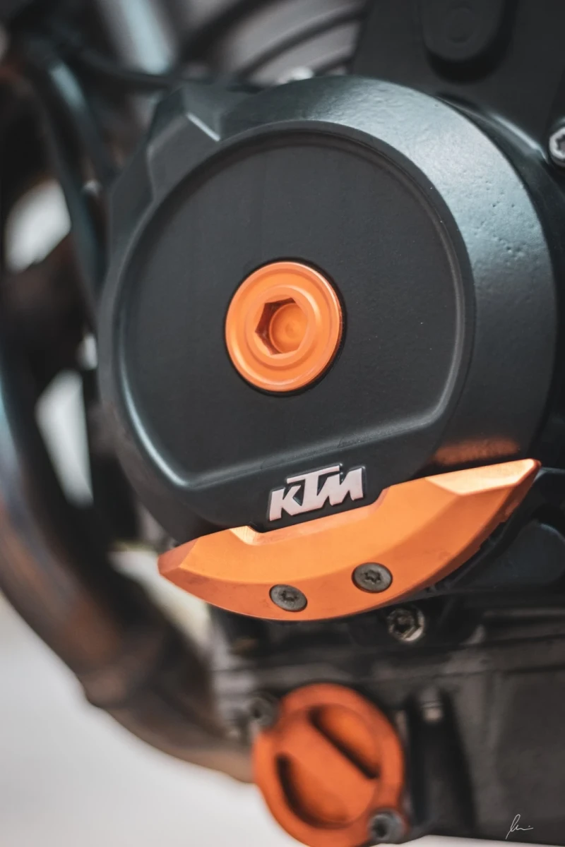 Ktm Duke 890R, снимка 14 - Мотоциклети и мототехника - 51947893