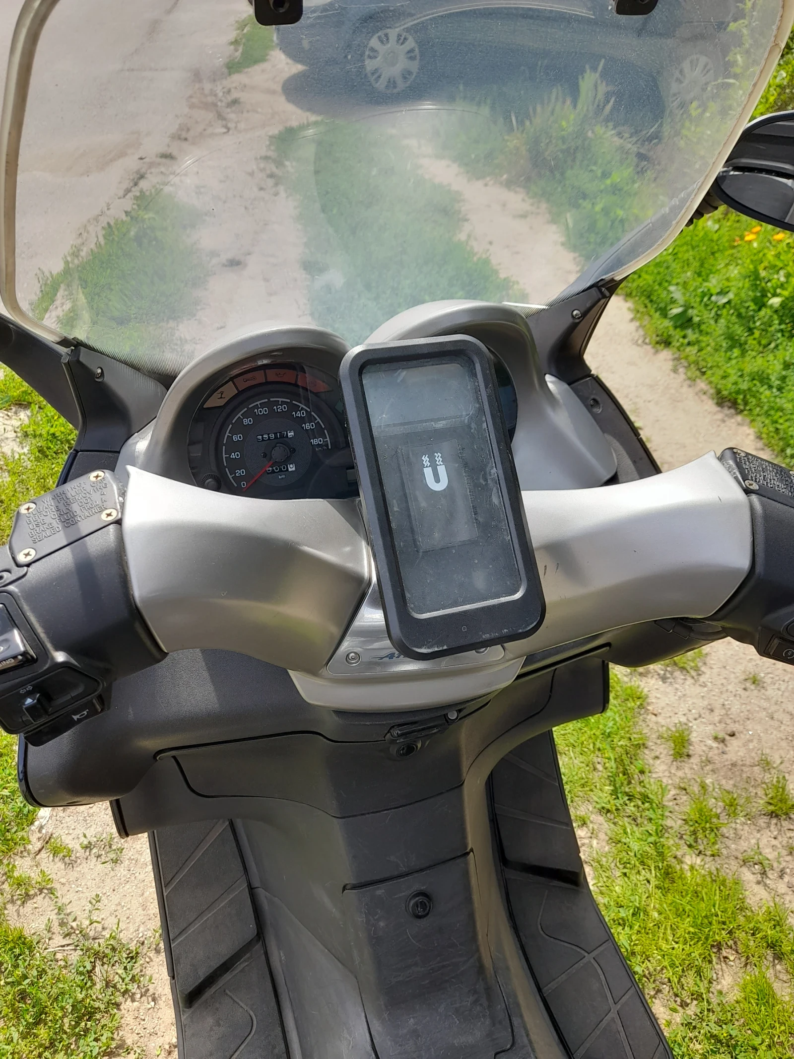 Aprilia Atlantic 400 SPRINT - изображение 8