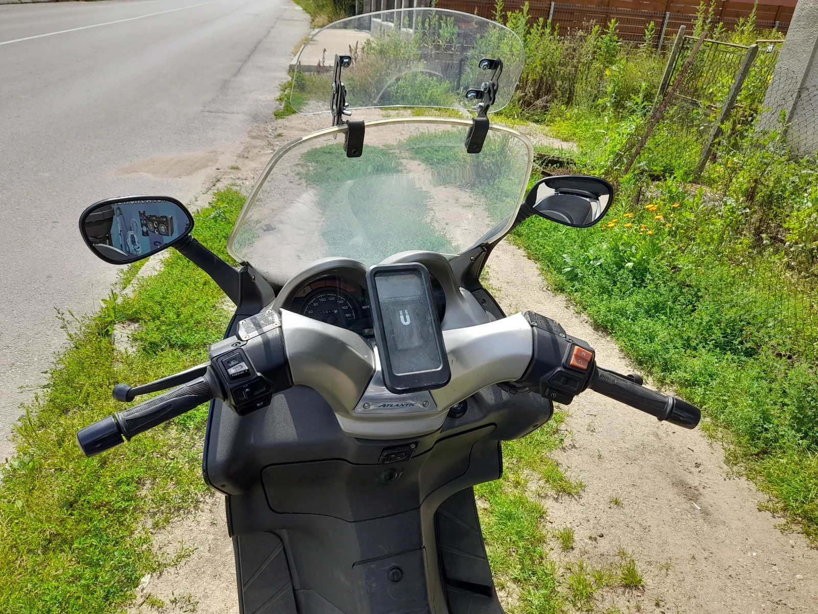 Aprilia Atlantic 400 SPRINT - изображение 3