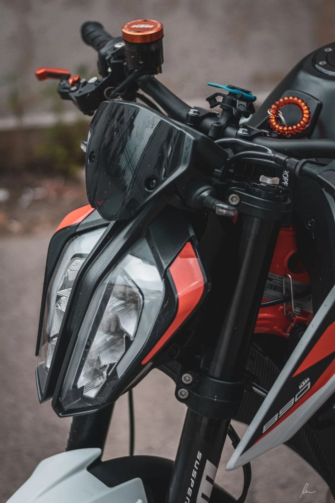 Ktm Duke 890R - изображение 3