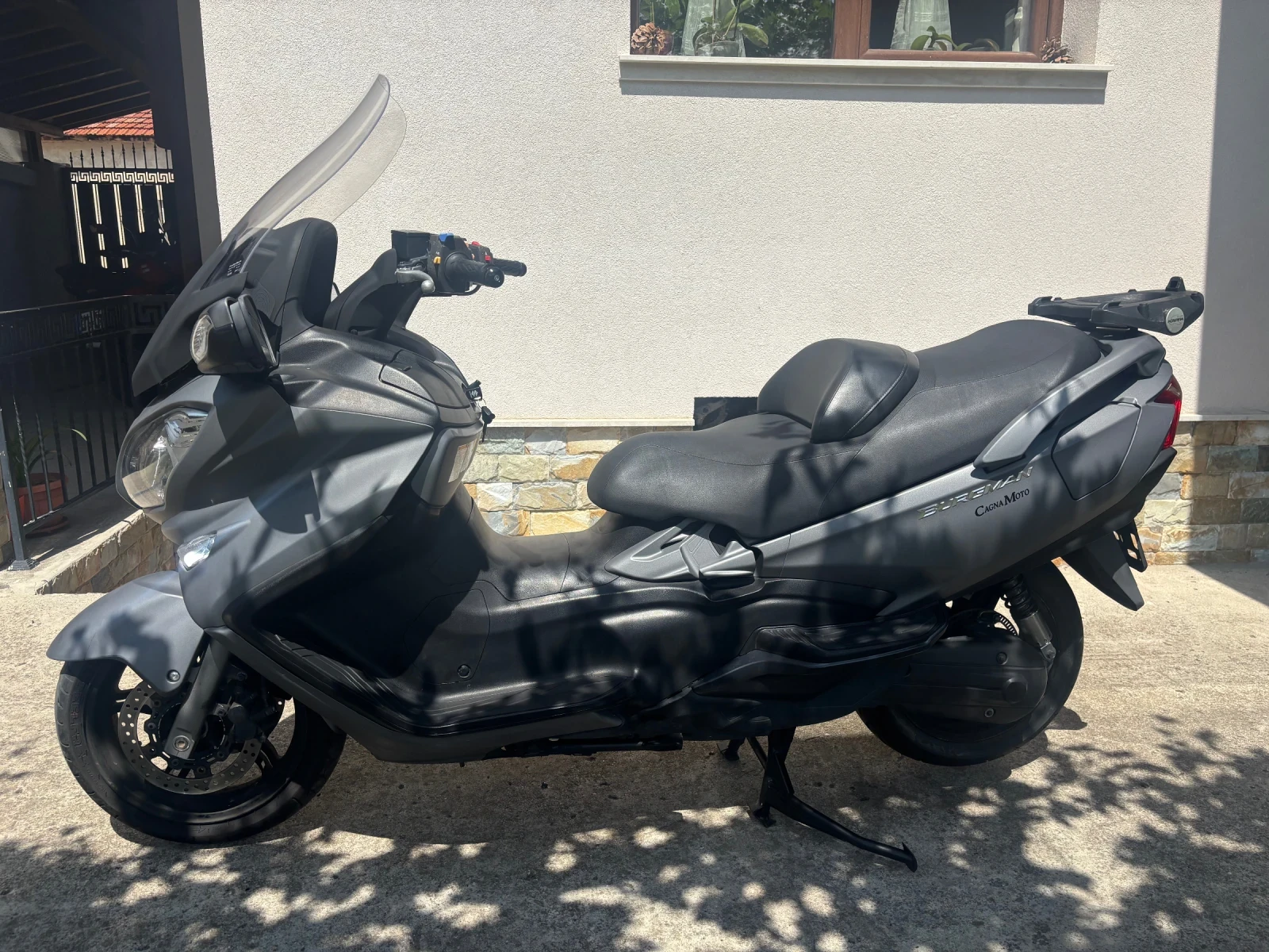 Suzuki Burgman 650 - изображение 2