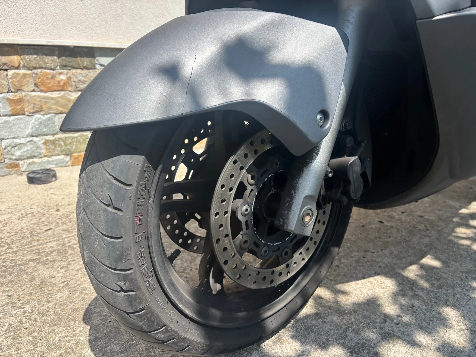 Suzuki Burgman 650 - изображение 9
