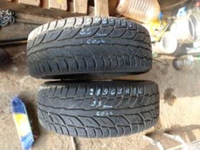 Гуми Зимни 215/65R16, снимка 3