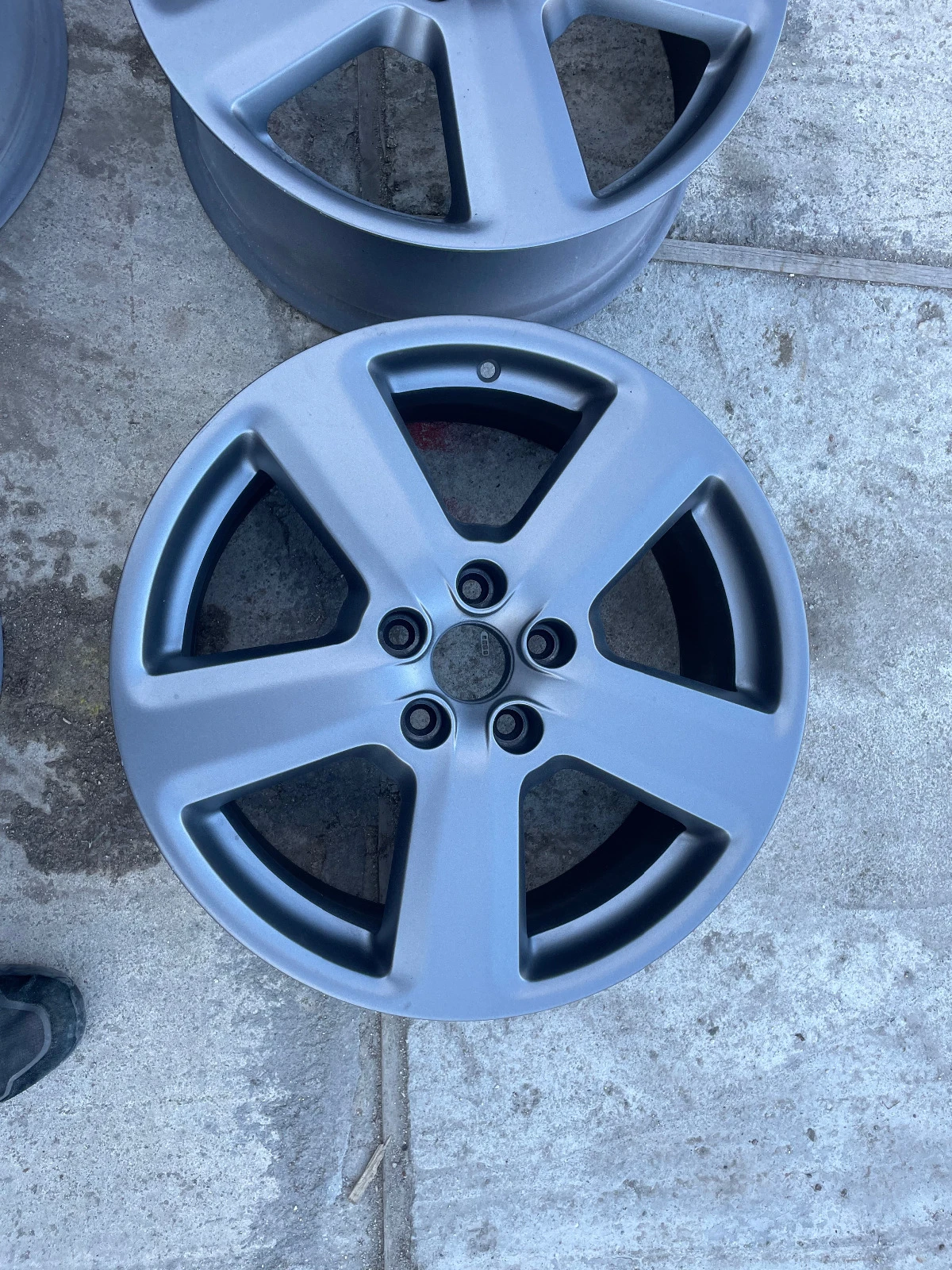 ������ | Mobile.bg � ����������� 4