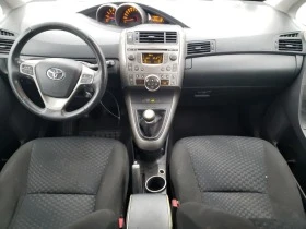 Toyota Verso 2.0 D-4D 126кс  НА ЧАСТИ, снимка 8