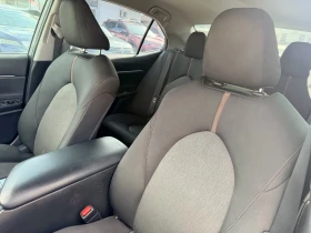 Toyota Camry LE* , снимка 14