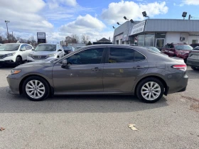 Toyota Camry LE* , снимка 8