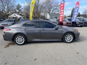 Toyota Camry LE* , снимка 9