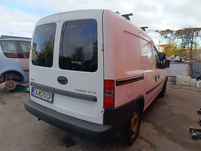 Opel Combo, снимка 2 - Автомобили и джипове - 48221059