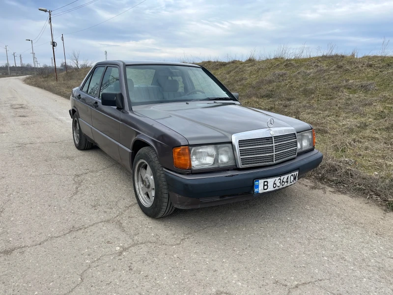 Mercedes-Benz 190 1.8Е, снимка 15 - Автомобили и джипове - 48815957