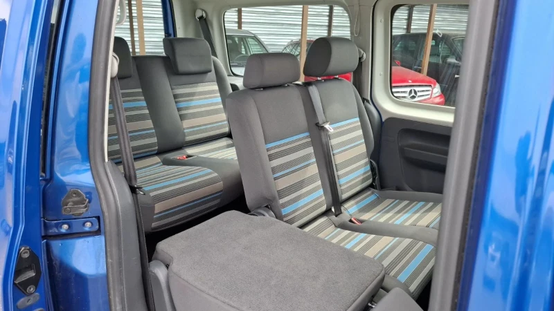 VW Caddy MAXI 1.6TDI/7МЕСТЕН NOV VNOS GERMANY, снимка 15 - Автомобили и джипове - 50069873