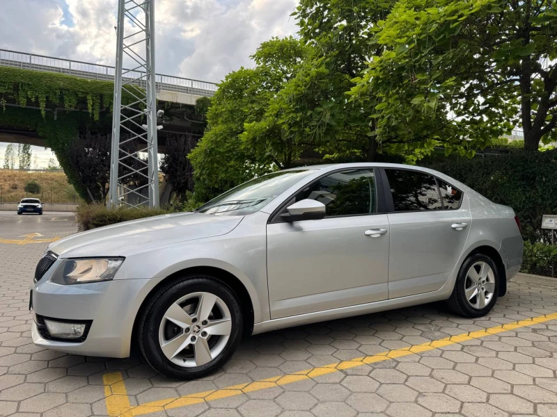 Skoda Octavia 1.2 TSI, снимка 9 - Автомобили и джипове - 51598774