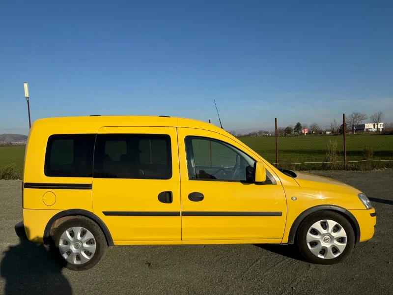 Opel Combo 1.3, снимка 4 - Автомобили и джипове - 52816599