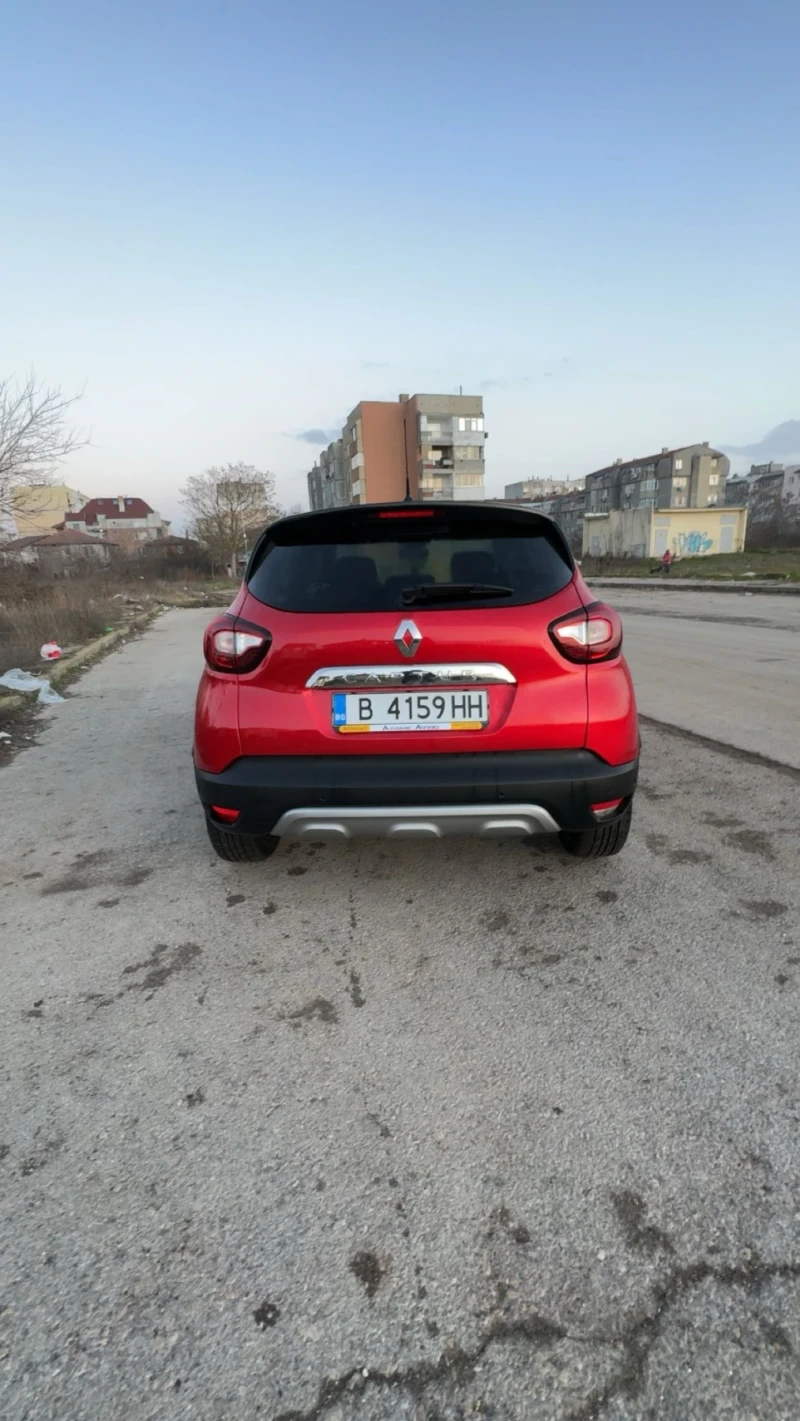Renault Captur, снимка 8 - Автомобили и джипове - 53011013