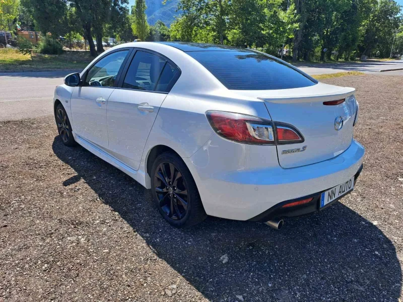 Mazda 3 2.0i SPORT, снимка 8 - Автомобили и джипове - 53125991