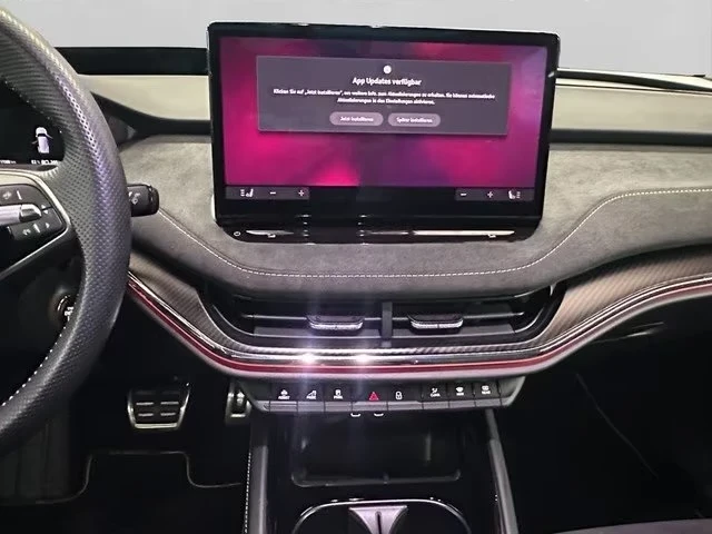Skoda Enyaq Coupe RS DISTR MATRIX HUD PANO Winter Package, снимка 11 - Автомобили и джипове - 55430215