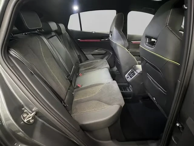 Skoda Enyaq Coupe RS DISTR MATRIX HUD PANO Winter Package, снимка 13 - Автомобили и джипове - 55430215