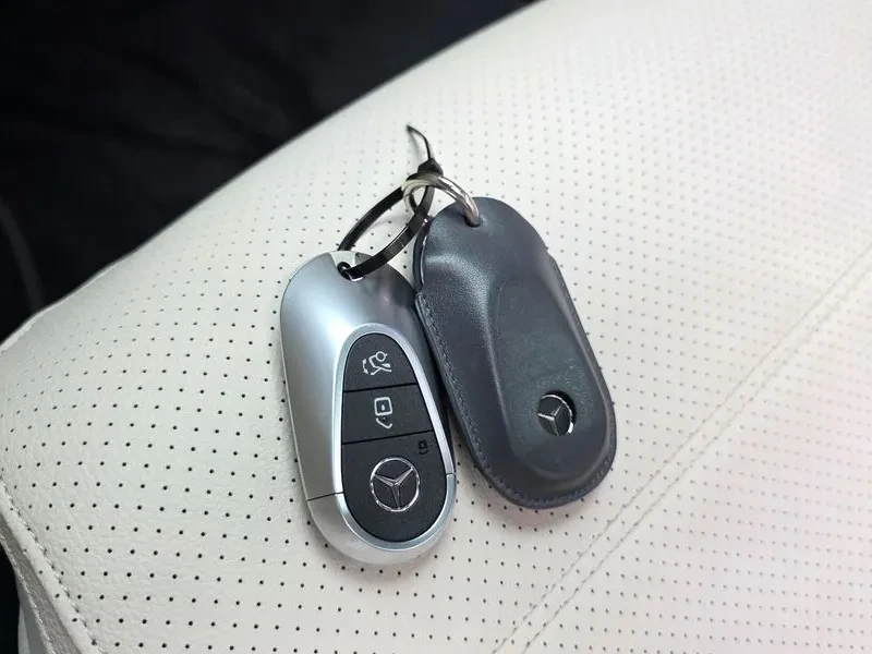 Mercedes-Benz C 200 4Matic Avantgarde, снимка 17 - Автомобили и джипове - 55650650