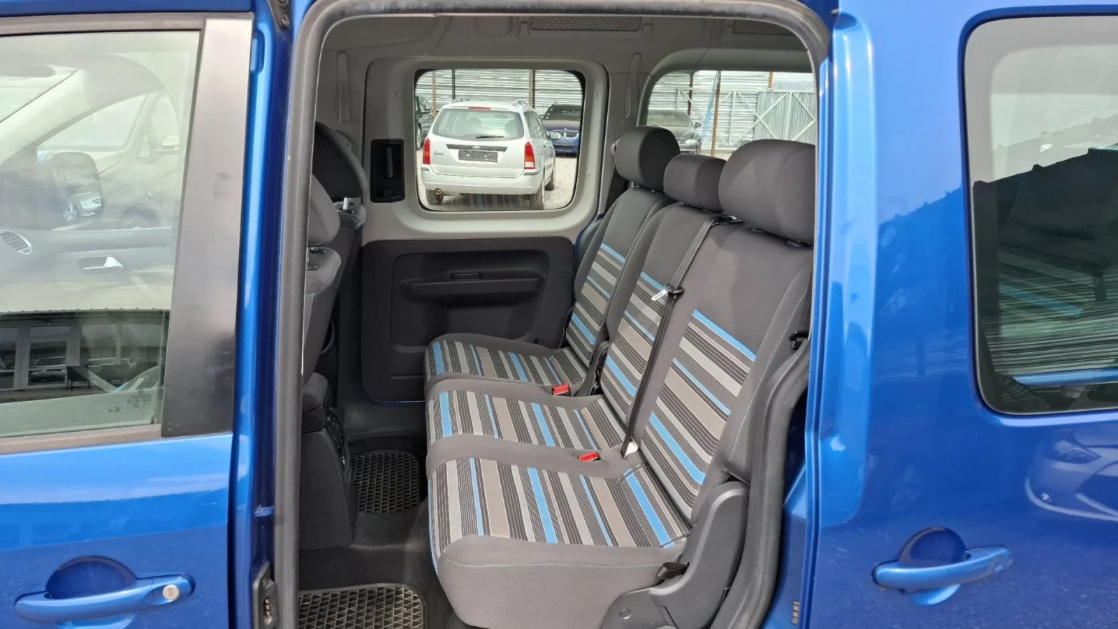 VW Caddy MAXI 1.6TDI/7МЕСТЕН NOV VNOS GERMANY | Mobile.bg — изображение 13