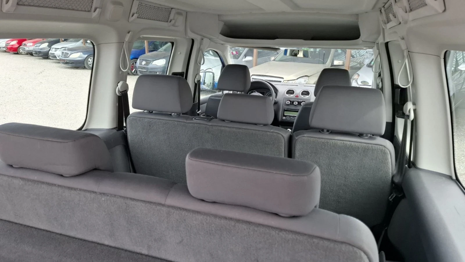 VW Caddy MAXI 1.6TDI/7МЕСТЕН NOV VNOS GERMANY | Mobile.bg — изображение 17