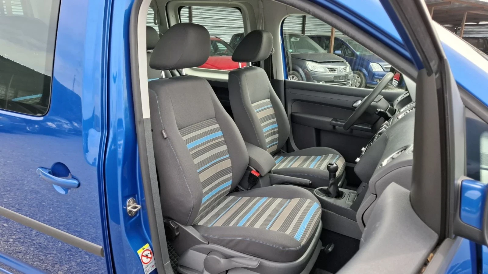 VW Caddy MAXI 1.6TDI/7МЕСТЕН NOV VNOS GERMANY | Mobile.bg — изображение 12