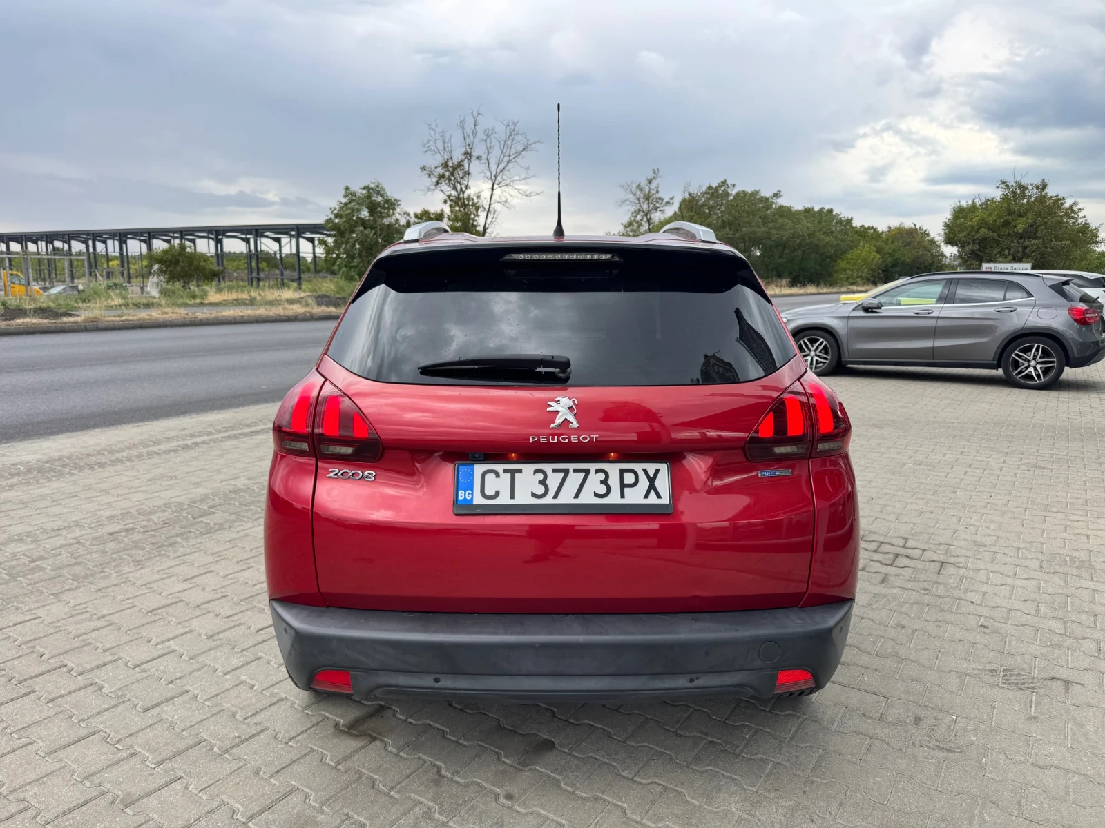 Peugeot 2008 1.2i#PANORAMA#NAVI#CAMERA#АВТОМАТ#146000КМ - изображение 3