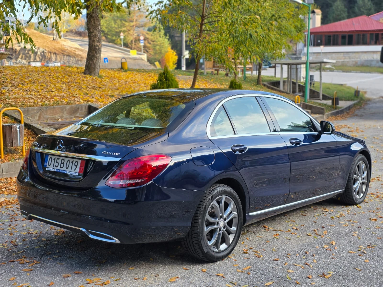 Mercedes-Benz C 220 4MATIC 170к.с - изображение 4