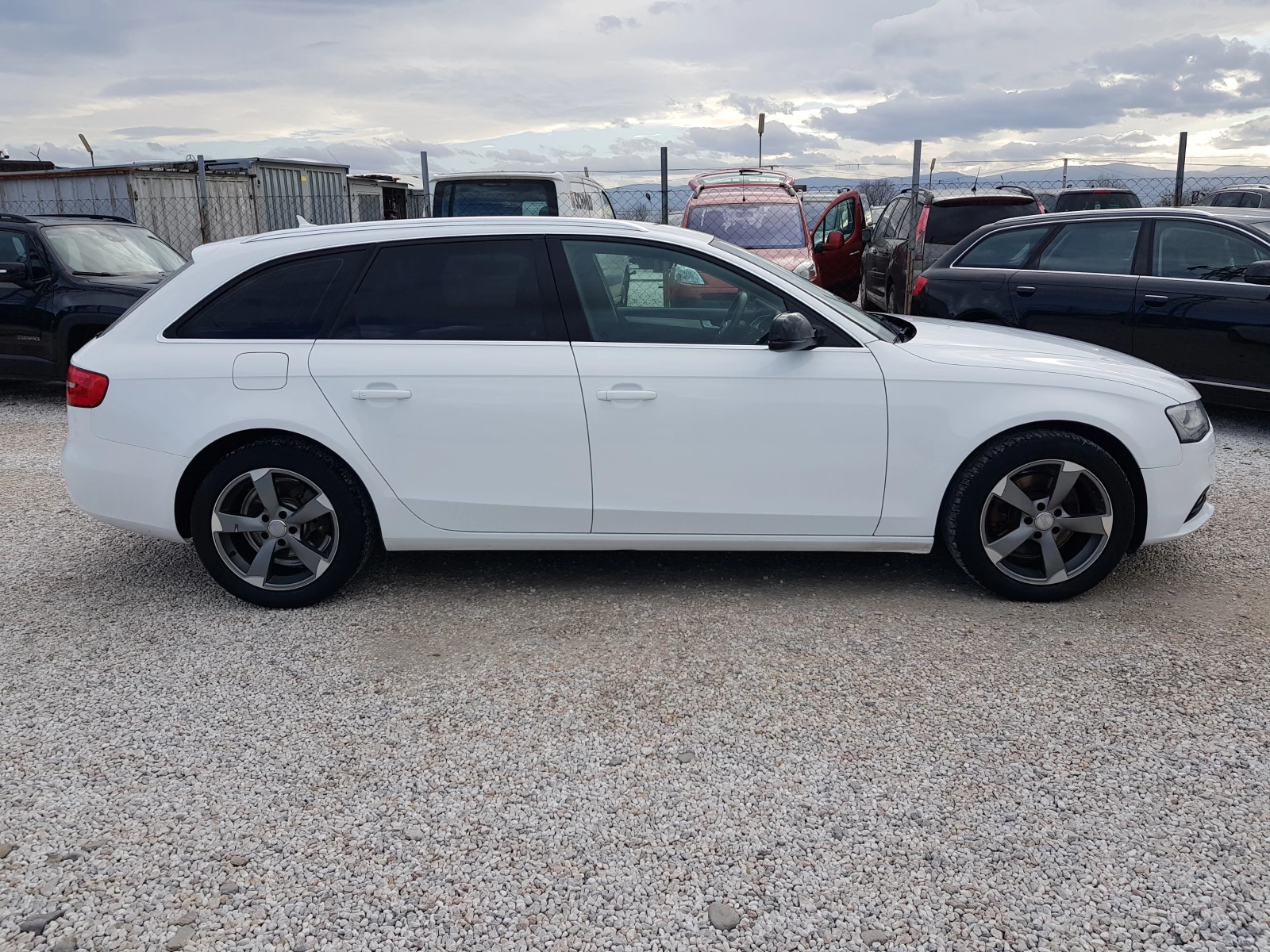 Audi A4 FACELIFT 2.0 TDI ��������� ������ | Mobile.bg � ����������� 4