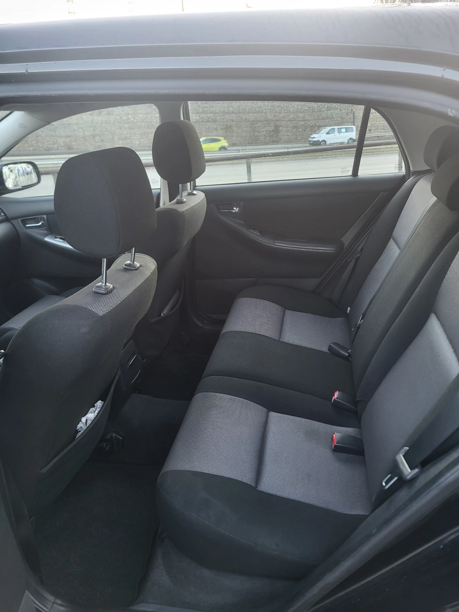 Toyota Corolla 1, 6 VVT-i - изображение 6