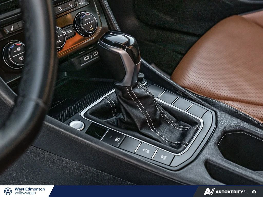 VW Jetta Highline * CARFAX * АвтоКредит* (ЦЕНА ДО БГ), снимка 9 - Автомобили и джипове - 53712151