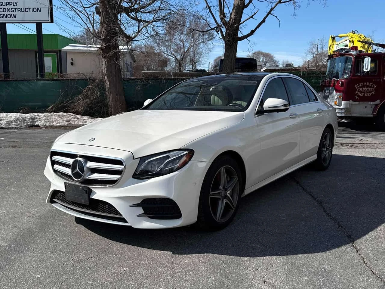 Mercedes-Benz E 400 CARFAX/360/DIS/BURMESTER/PANO