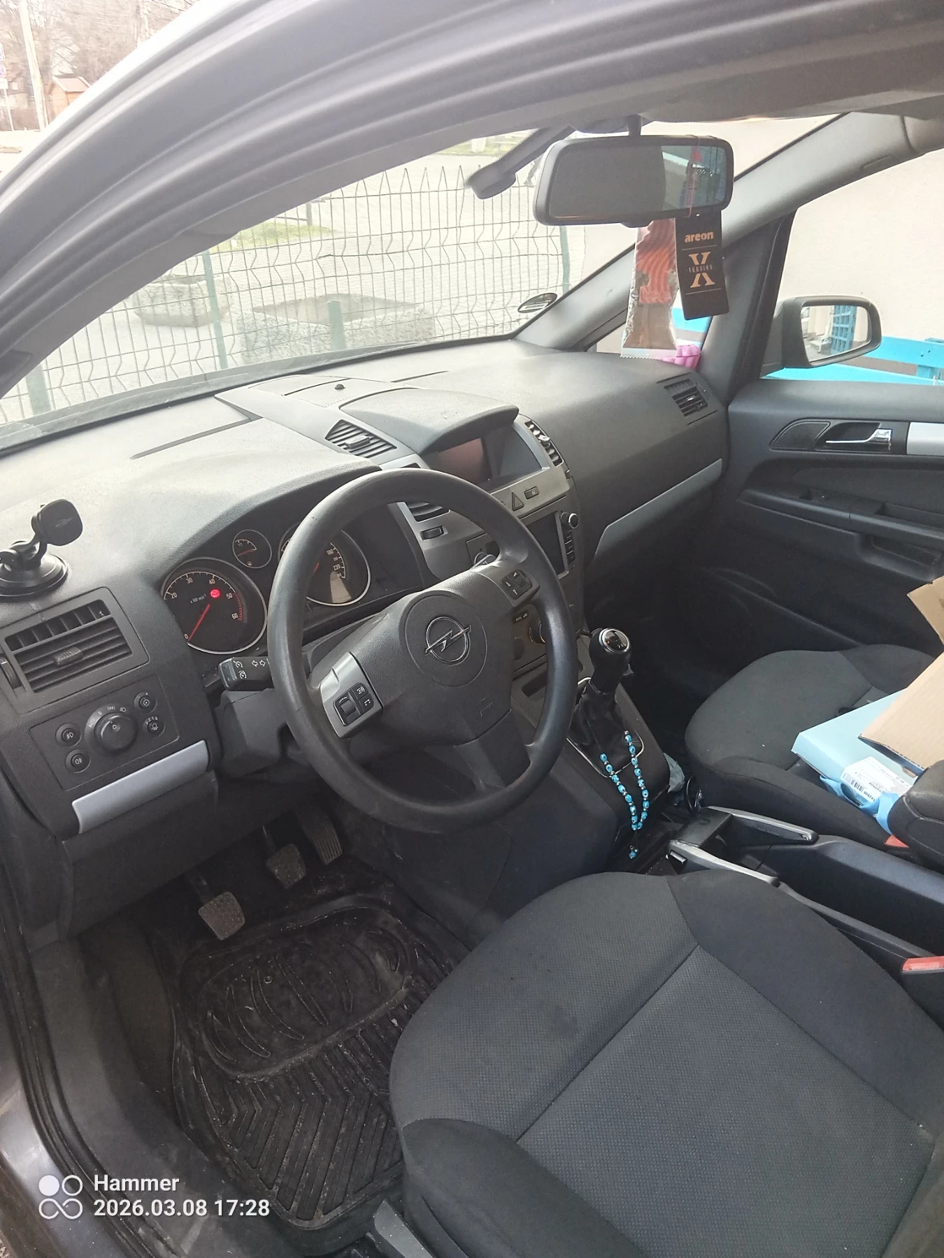 Opel Zafira 1.9 CDI 150 k.s., снимка 6 - Автомобили и джипове - 53817016