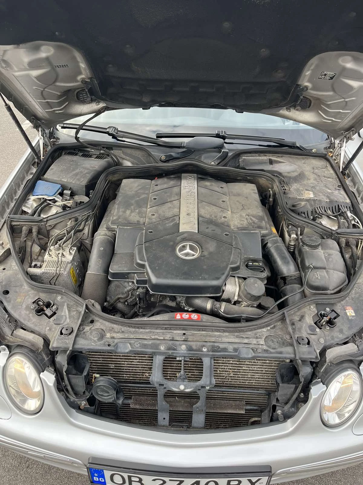 Mercedes-Benz E 500, снимка 15 - Автомобили и джипове - 54828300