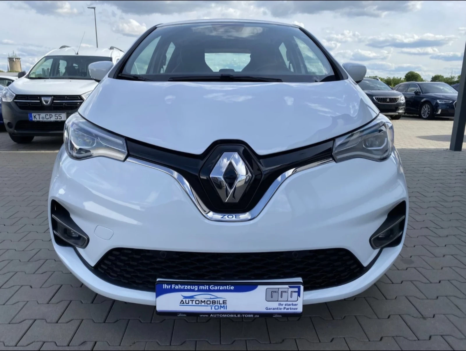 Renault Zoe R110 CCS 27000 KM КАТО НОВА СОБСВЕННА БАТЕРИЯ , снимка 3 - Автомобили и джипове - 54899273