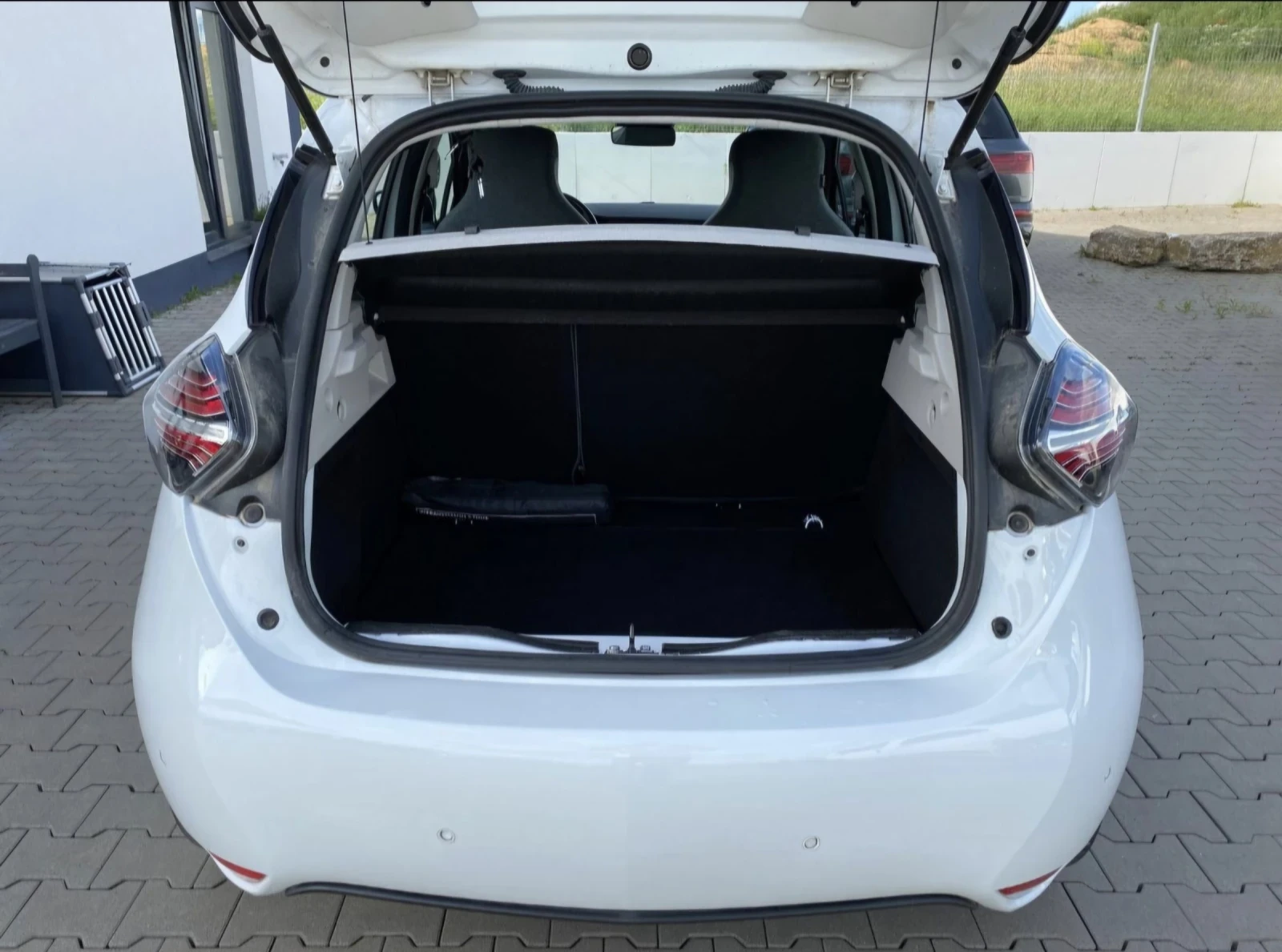 Renault Zoe R110 CCS 27000 KM КАТО НОВА СОБСВЕННА БАТЕРИЯ , снимка 11 - Автомобили и джипове - 54899273