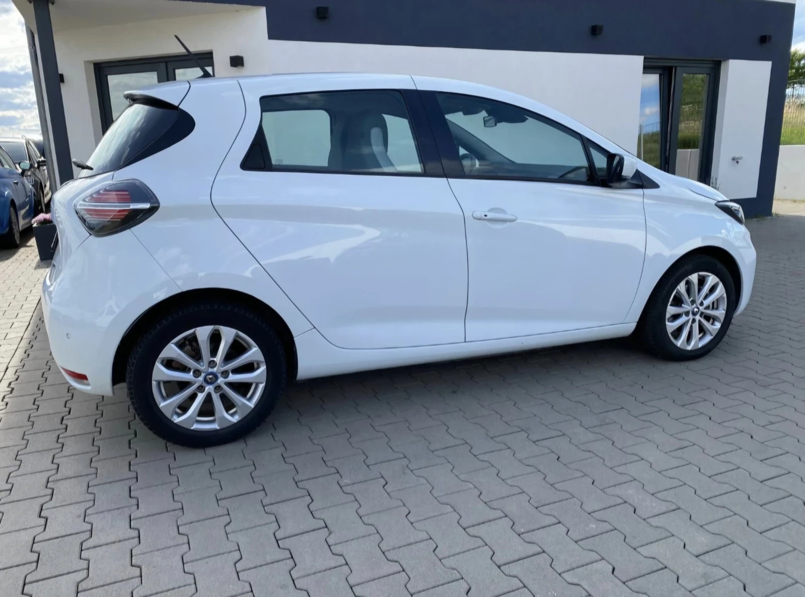 Renault Zoe R110 CCS 27000 KM КАТО НОВА СОБСВЕННА БАТЕРИЯ , снимка 7 - Автомобили и джипове - 54899273