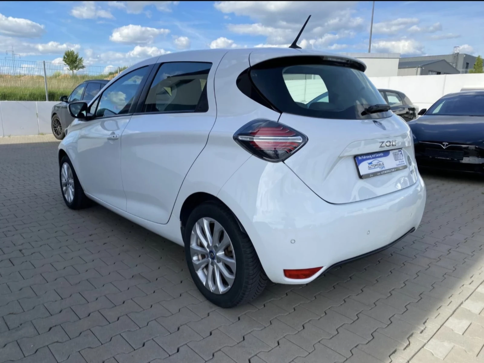 Renault Zoe R110 CCS 27000 KM КАТО НОВА СОБСВЕННА БАТЕРИЯ , снимка 4 - Автомобили и джипове - 54899273