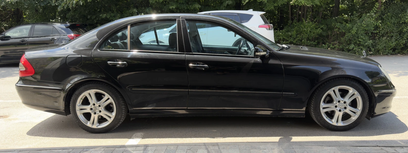 Mercedes-Benz E 320 CDI * Facelift * 3xTV * 7G-tronic * TOP * ЛИЗИНГ, снимка 3 - Автомобили и джипове - 54992382