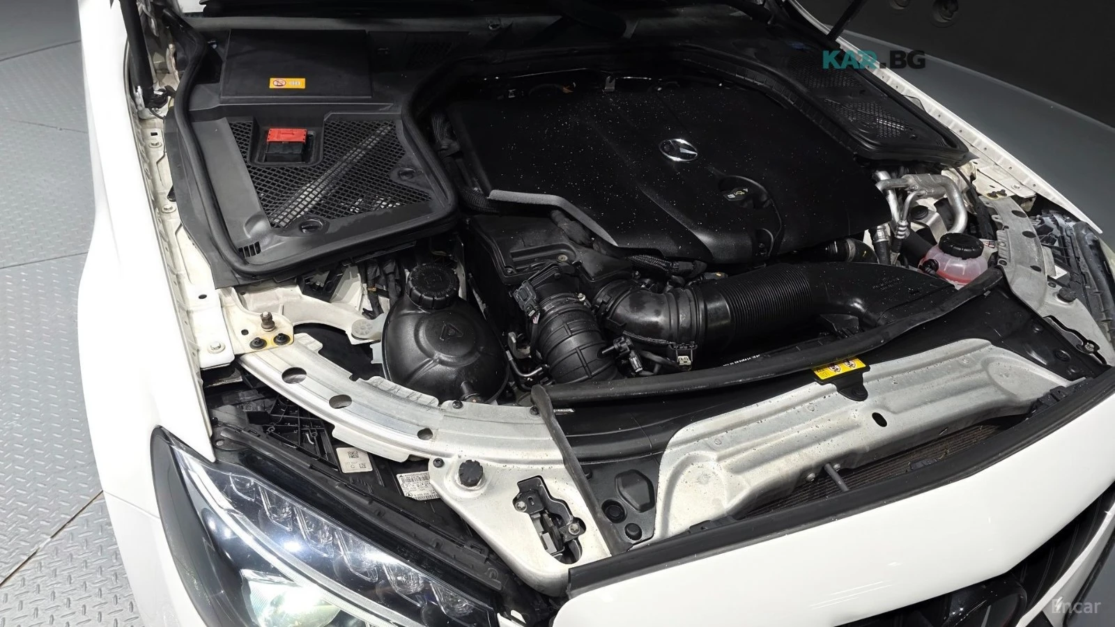 Mercedes-Benz C 250 * AMG* CARBON* Head up* KEYLESS* ПОДГРЕВ* , снимка 6 - Автомобили и джипове - 55062180